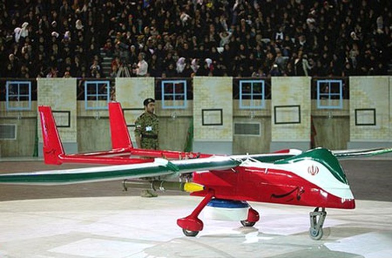 Chi&ecirc;́c UAV mang t&ecirc;n &ldquo;Hamaseh&rdquo; được Iran c&ocirc;ng b&ocirc;́ tháng 5-2013