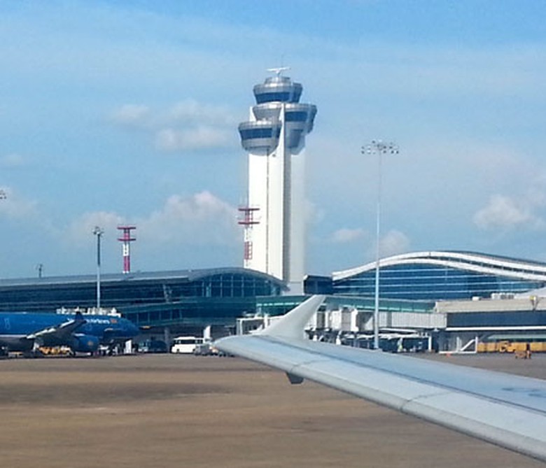 Ứng vi&ecirc;n chức danh Th&agrave;nh vi&ecirc;n Hội đồng th&agrave;nh vi&ecirc;n ki&ecirc;m Tổng gi&aacute;m đốc Tổng c&ocirc;ng ty Quản l&yacute; bay Việt Nam y&ecirc;u cầu tốt nghiệp đại học trở l&ecirc;n chuy&ecirc;n ng&agrave;nh kh&ocirc;ng lưu