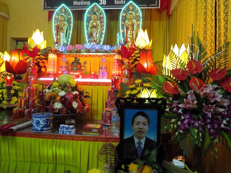 B&agrave;n thờ thuyền vi&ecirc;n Đạt được lập tại gia đ&igrave;nh