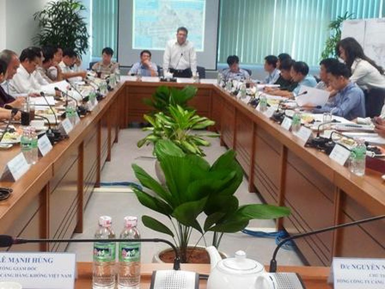 To&agrave;n cảnh buổi thảo luận