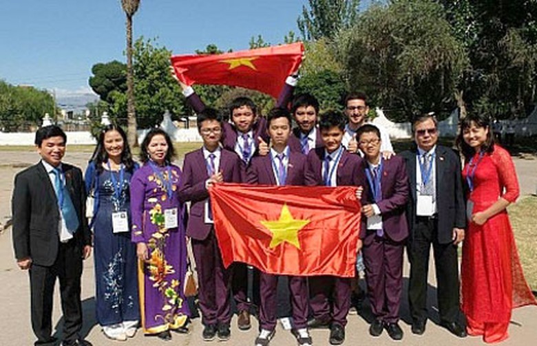 Đo&agrave;n Việt Nam tham dự IJSO 2014