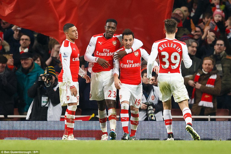 Arsenal c&oacute; thắng lợi tưng bừng trước Newcastle