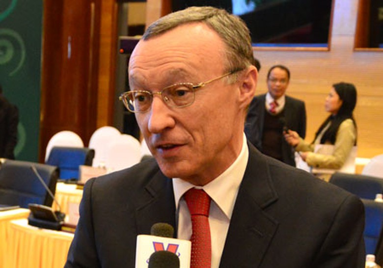 &Ocirc;ng Paul Vallely, Chuy&ecirc;n gia giao th&ocirc;ng cao cấp của Ng&acirc;n h&agrave;ng Thế giới (WB)