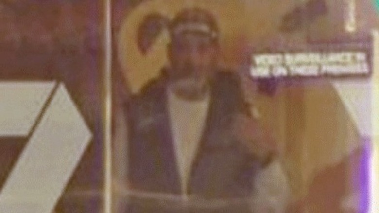 H&igrave;nh ảnh thủ phạm trong qu&aacute;n c&agrave; ph&ecirc;