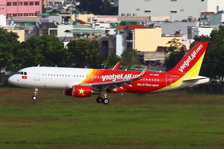 T&agrave;u bay sản xuất ri&ecirc;ng cho Vietjet được trang bị ghế da cao cấp, thảm trải s&agrave;n v&agrave; nội thất sang trọng. 