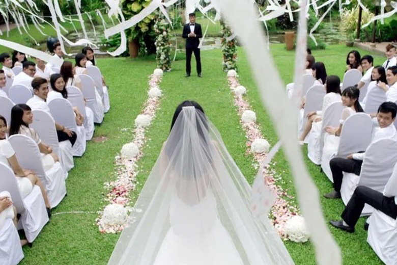 Đ&acirc;y l&agrave; sản phẩm đặc biệt m&agrave; vợ chồng Thủy Ti&ecirc;n - C&ocirc;ng Vinh d&agrave;nh tặng kh&aacute;n giả trước khi ch&iacute;nh thức tổ chức lễ cưới v&agrave;o cuối tuần n&agrave;y - 27/12 tại Ki&ecirc;n Giang.