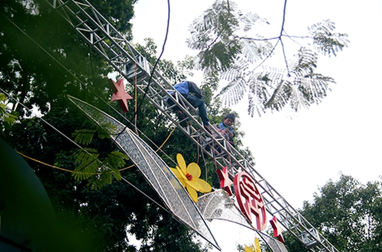 Đ&ocirc;i khi phải c&oacute; sự trợ gi&uacute;p từ đồng đội, 