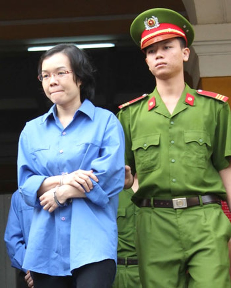 Bị c&aacute;o Như bị di l&yacute; sau phi&ecirc;n t&ograve;a