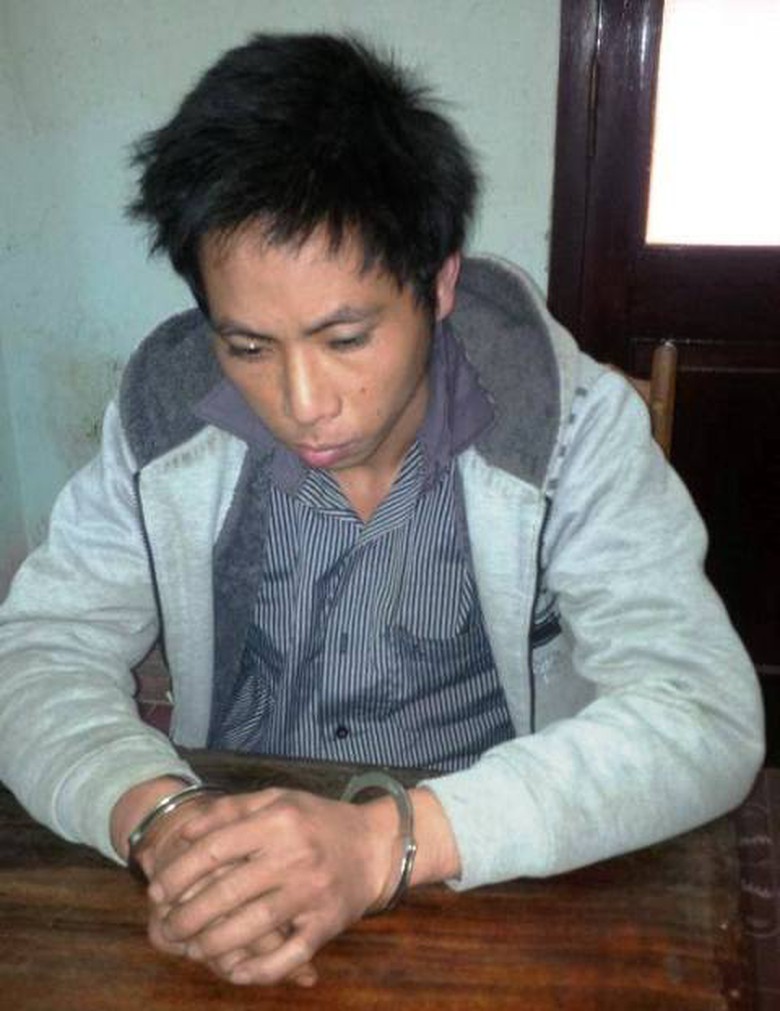 Đối tượng Sồng A Vấu tại cơ quan điều tra