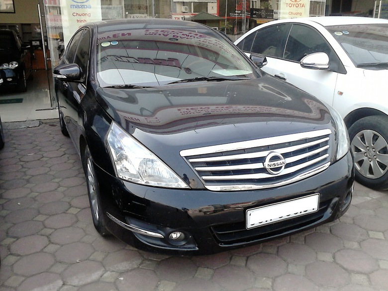 L&aacute;i xe ri&ecirc;ng ki&ecirc;m bảo vệ sau khi trộm hơn 600 triệu đ&atilde; lấy lu&ocirc;n cả chiếc &ocirc; t&ocirc; bạc tỷ của sếp v&agrave; bỏ trốn. Ảnh minh họa