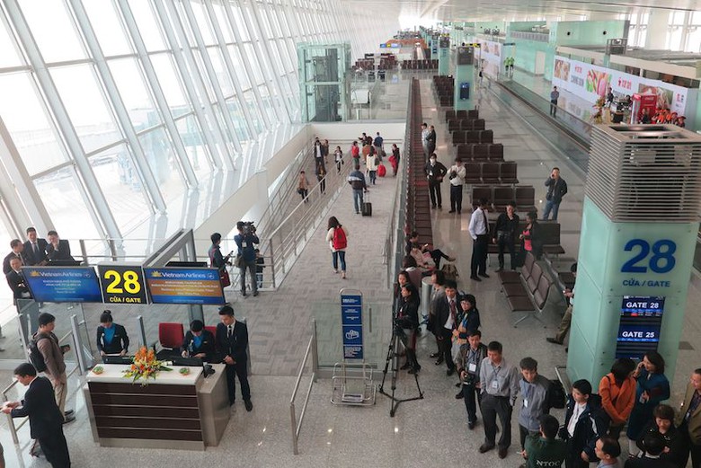 Nhằm t&ocirc;n vinh v&agrave; tri &acirc;n những người c&oacute; c&ocirc;ng với c&aacute;ch mạng, n&acirc;ng cao truyền thống &ldquo;Uống nước nhớ nguồn&rdquo; của người VN