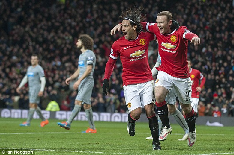 Quỷ đỏ dễ d&agrave;ng hạ Newcastle để c&oacute; trọn vẹn 3 điểm