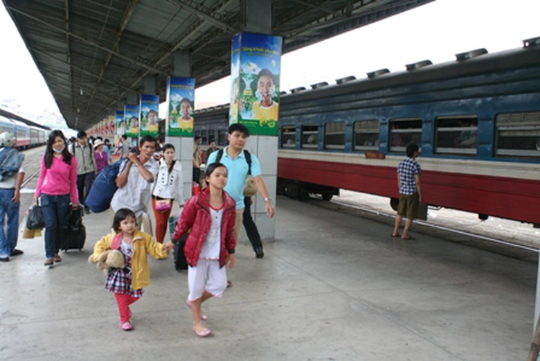Nhiều đ&ocirc;i t&agrave;u sẽ được tăng cường để phục vụ nhu cầu đi lại của h&agrave;nh kh&aacute;ch dịp tết dương lịch 2015