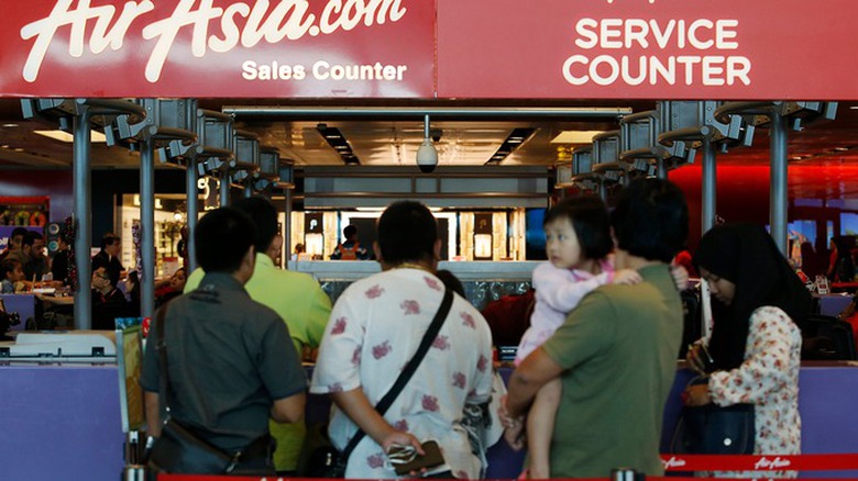 C&aacute;c m&aacute;y bay biến mất sau khi phi c&ocirc;ng y&ecirc;u cầu một sự thay đổi trong kh&oacute;a học để tr&aacute;nh thời tiết xấu Credit: Reuters / Edgar S