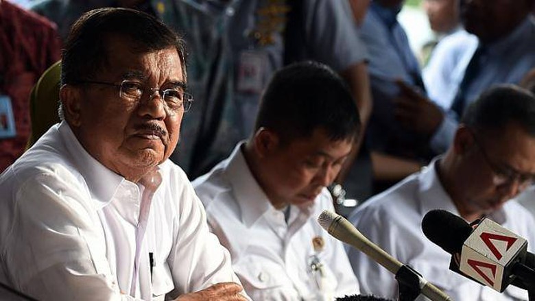 Ph&oacute; Thủ tướng