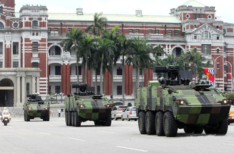 Theo một số nguồn tin, dự kiến Đ&agrave;i Loan sẽ sản xuất khoảng 1.400 chiếc CM-32 nhằm tăng cường sức mạnh cho qu&acirc;n đội h&ograve;n đảo n&agrave;y.