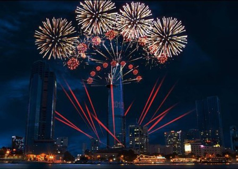 Người d&acirc;n TPHCM sẽ được m&atilde;n nh&atilde;n với m&agrave;n ph&aacute;o hoa đặc sắc tại t&ograve;a th&aacute;p cao nhất TP.