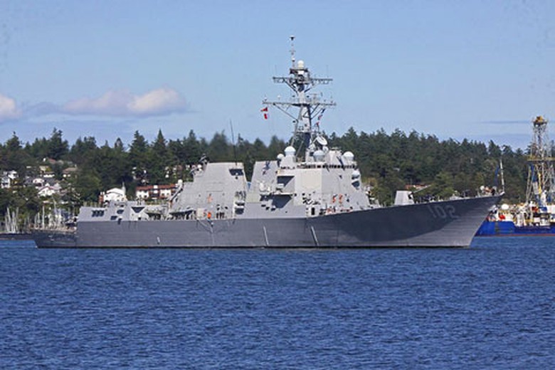 USS Sampson (DDG-102) l&agrave; t&agrave;u khu trục lớp Arleigh Burke Flight IIA của Hải qu&acirc;n Mỹ. Con t&agrave;u được đặt ky v&agrave;o ng&agrave;y 20.03.2005, hạ thủy ng&agrave;y 16.09.2006 v&agrave; ch&iacute;nh thức đưa v&agrave;o bi&ecirc;n chế v&agrave;o ng&agrave;y 03.11.2007.
