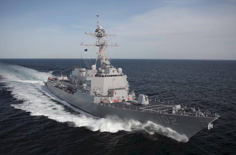 USS Sampson (DDG-102) l&agrave; một trong 62 chiếc t&agrave;u khu trục t&ecirc;n lửa hiện đại bậc nhất thế giới lớp Arleigh Burke của Hải qu&acirc;n Mỹ. Ngo&agrave;i ra, USS Sampson cũng l&agrave; một chiếc t&agrave;u kh&aacute; mới thuộc lớp Arleigh Burke khi mới đưa v&agrave;o bi&ecirc;n chế c&aacute;ch đ&acirc;y chỉ 7 năm.
