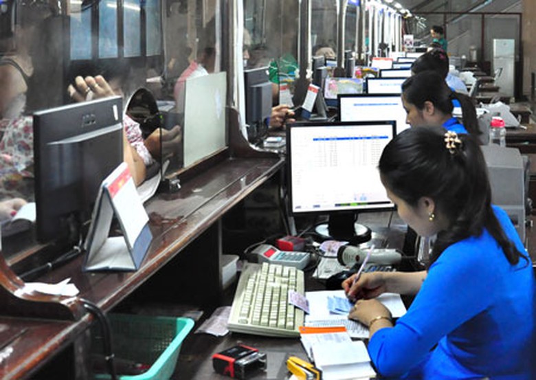 C&ocirc;ng ty Cổ phần FPT đ&atilde; đầu tư hệ thống b&aacute;n v&eacute; điện tử đem lại nhiều thuận lợi cho h&agrave;nh kh&aacute;ch khi muốn mua v&eacute; t&agrave;u Ảnh: Xu&acirc;n Đo&agrave;n