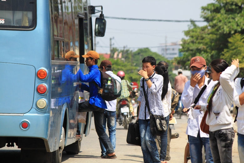 T&agrave;u xe miền Trung kh&ocirc;ng qu&aacute; căng thẳng dịp Tết dương lịch