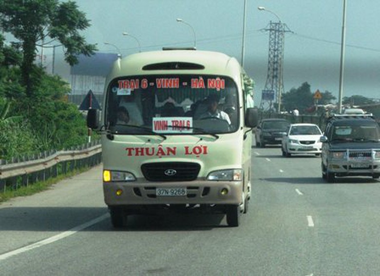 Đảm bảo vận tải h&agrave;nh kh&aacute;ch an to&agrave;n, thuận tiện