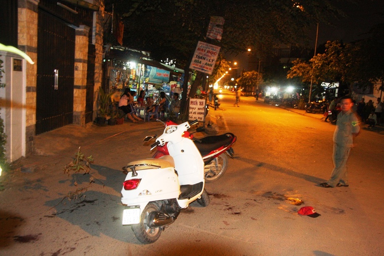 Hiện trường vụ hỗn chiến sau va chạm giao th&ocirc;ng