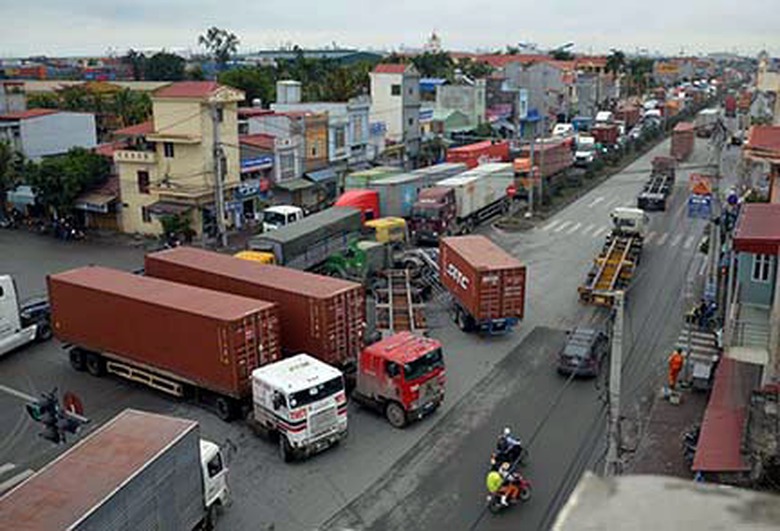 &Ugrave;n tắc giao th&ocirc;ng k&eacute;o d&agrave;i l&agrave; mối lo ngại với Hải Ph&ograve;ng