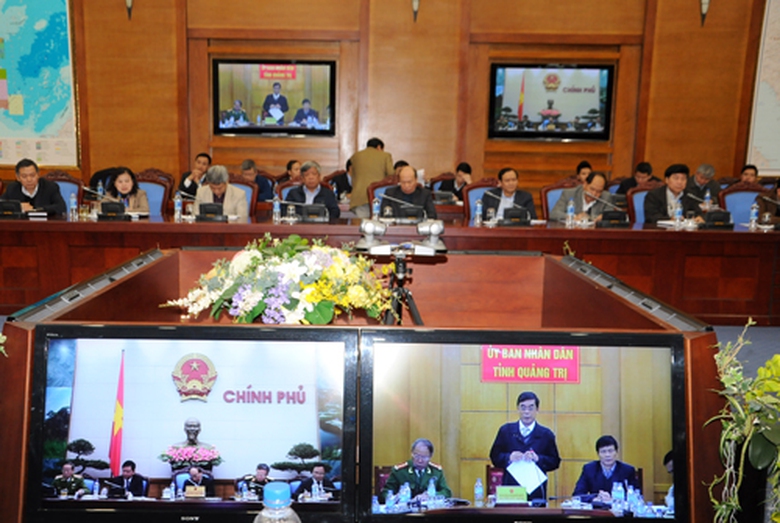 &Ocirc;ng Nguyễn Đức Ch&iacute;nh - Chủ tịch UBND tỉnh Quảng Trị ph&aacute;t biểu trực tuyến tại Hội nghị