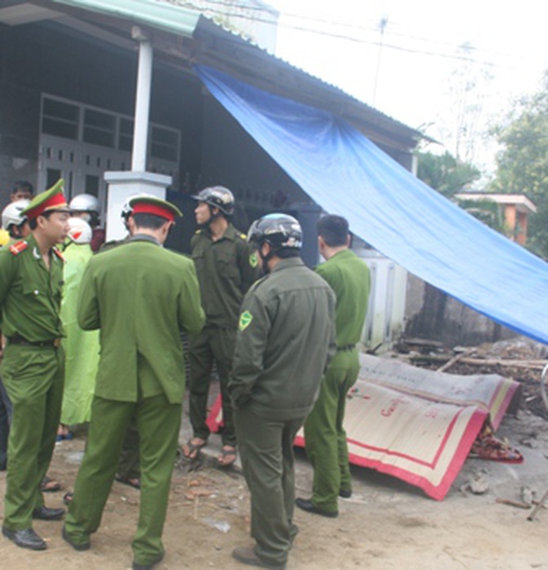 Bình hơi b&acirc;́t ngờ phát n&ocirc;̉ khi&ecirc;́n 2 người ch&ecirc;́t và 1 người bị thương nặng