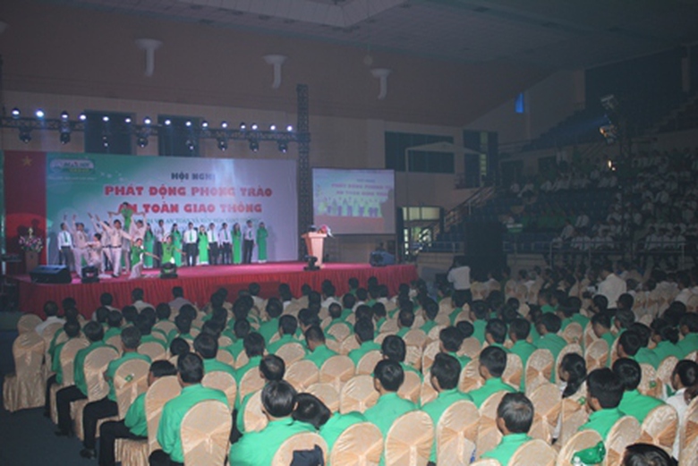 Mai Linh tiếp tục ph&aacute;t động phong tr&agrave;o an to&agrave;n v&agrave; văn h&oacute;a giao th&ocirc;ng