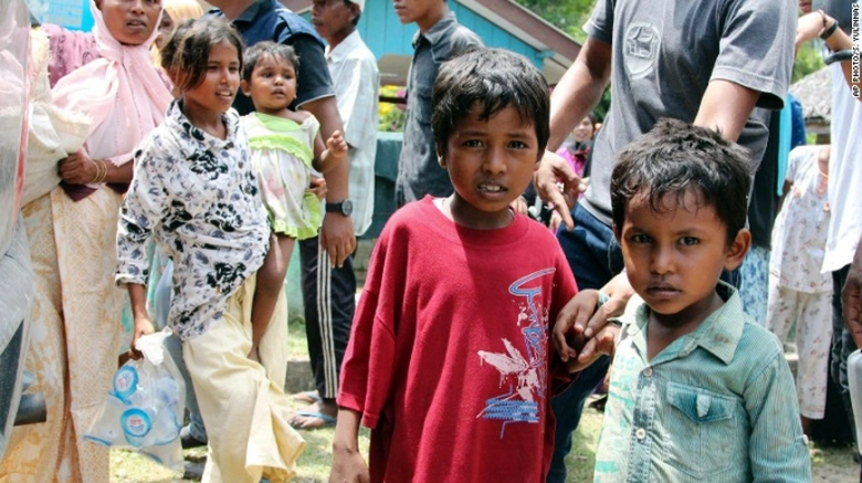 trẻ em người Rohingya được cứu sống h&ocirc;m 10:5 ở Ind