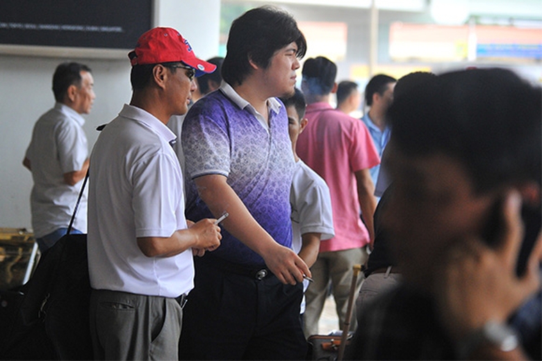 thuoc la noi cong so