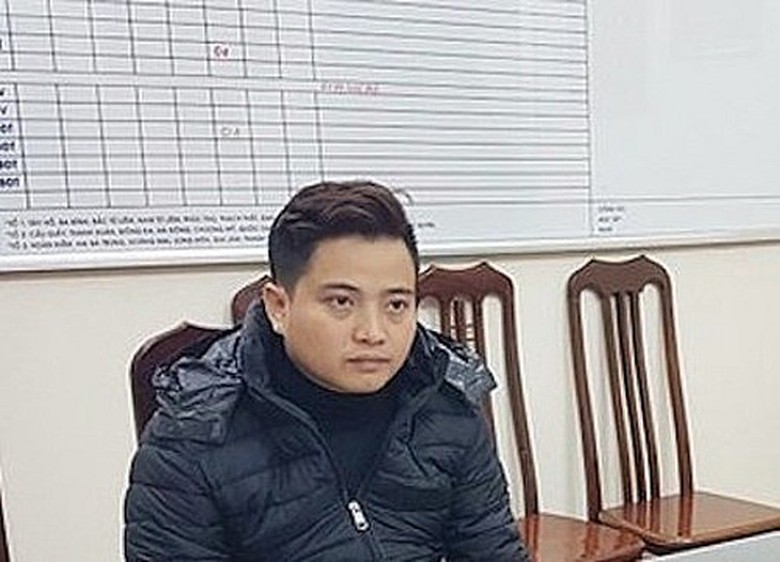 1546441439-263-nu-truong-phong-ngan-hang-cung-dong