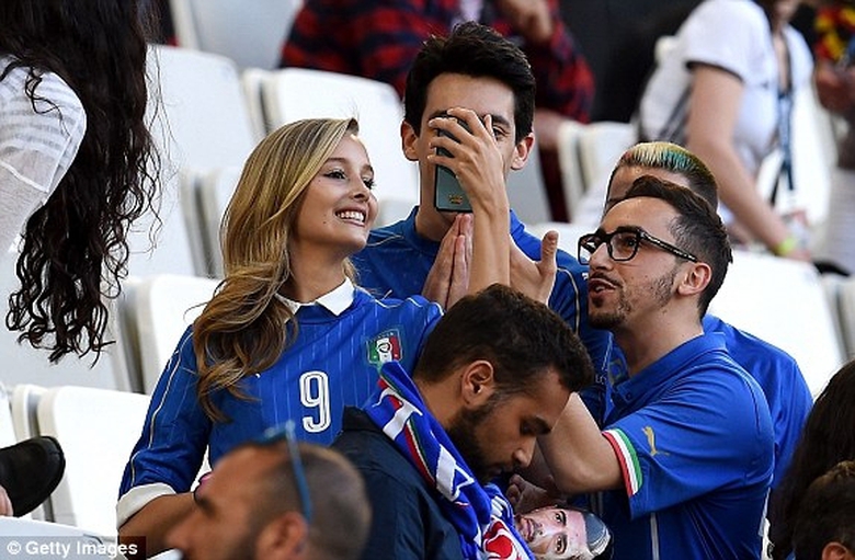 ảnh số 10. gbgai Pele