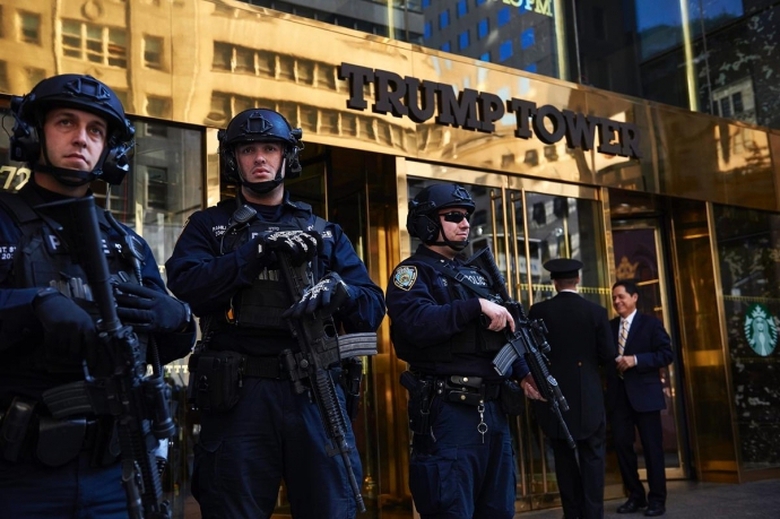 new-york-city-mayor-bill-de-blasio-visits-presiden