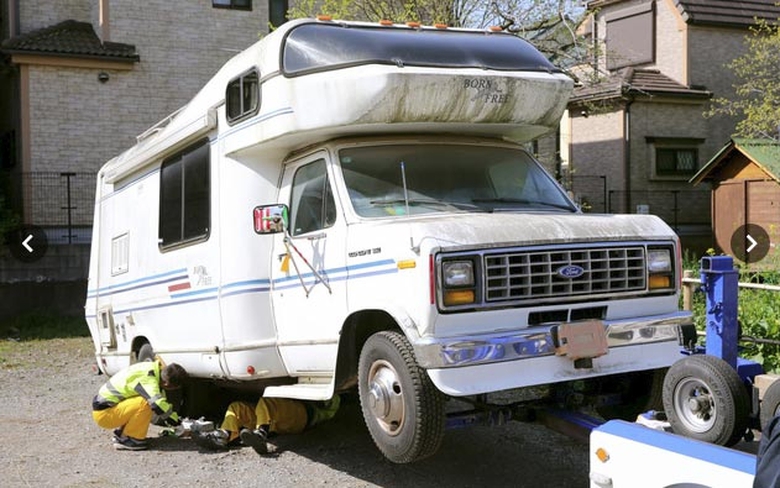 20170418145318-xecamtrai