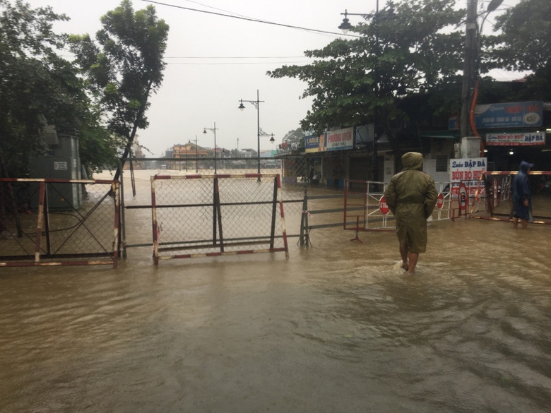 mưa-lũ-tại-huế4