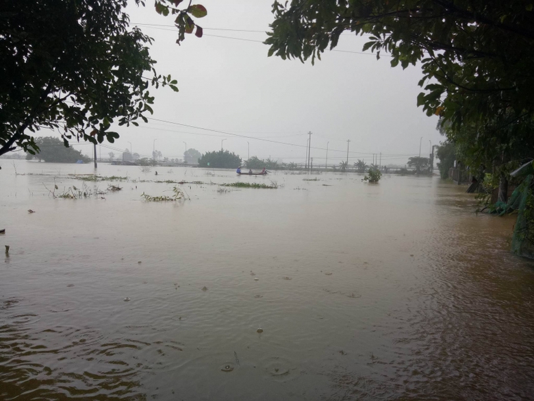 Con nước bua v&acirc;y khắp c&aacute;c th&ocirc;n l&agrave;ng, ng&otilde; x&oacute;m tại H