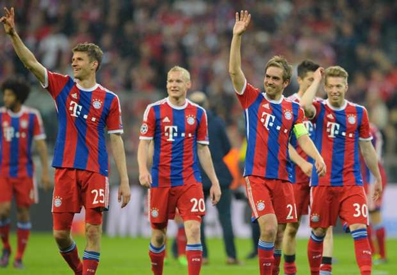 Bayern v&ocirc; địch Bundesliga trước 4 v&ograve;ng đấu