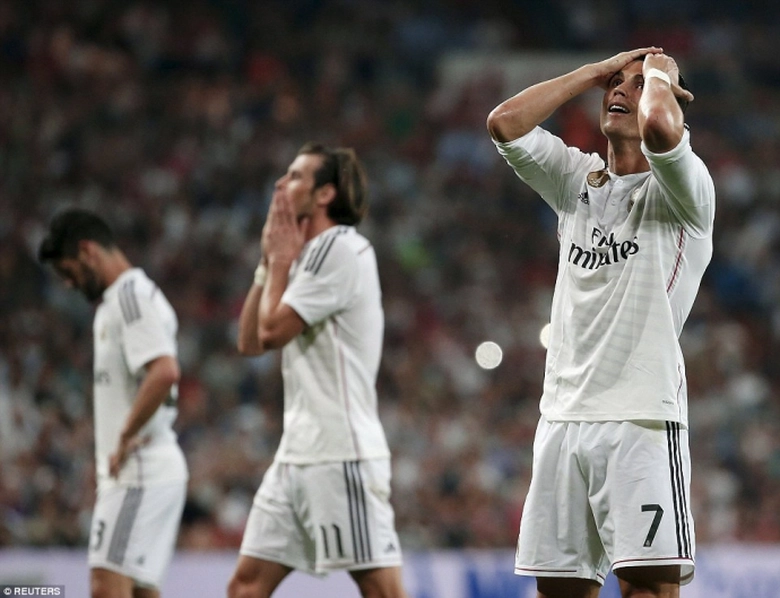 Real c&oacute; một ng&agrave;y thi đấu k&eacute;m duy&ecirc;n