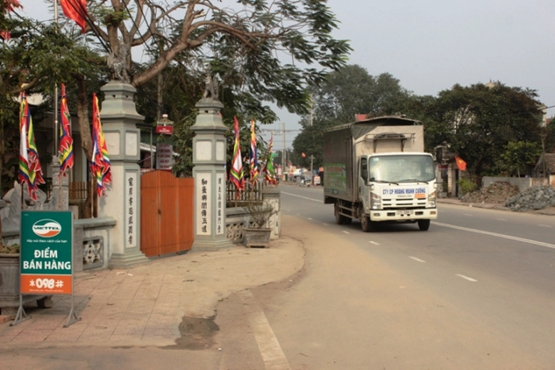 Nh&agrave; thờ họ Đặng trước khi l&ugrave;i v&agrave;o