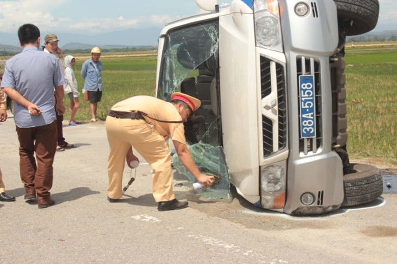 c&ocirc;ng t&aacute;c kh&aacute;m nghiệm hiện trường