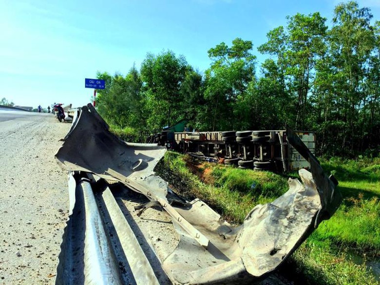 hiện trường vụ tai nạn