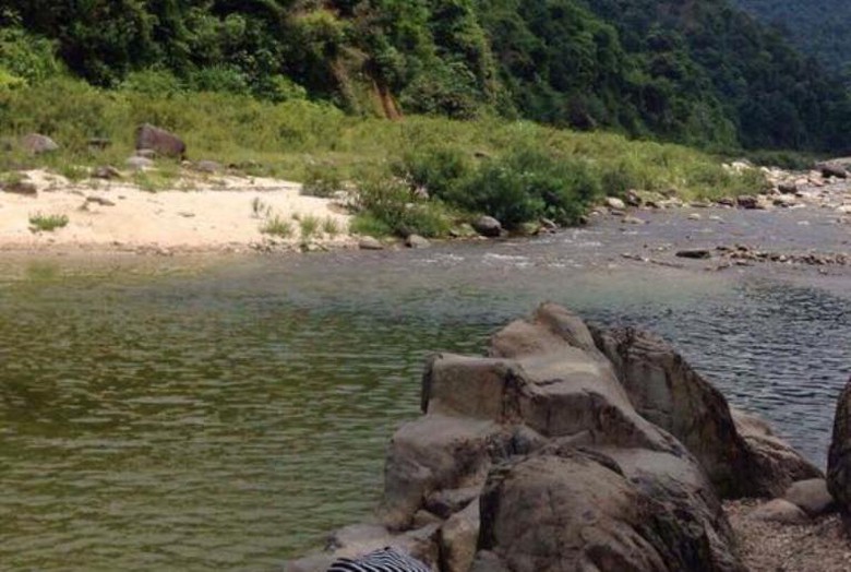 Suối R&agrave;o An