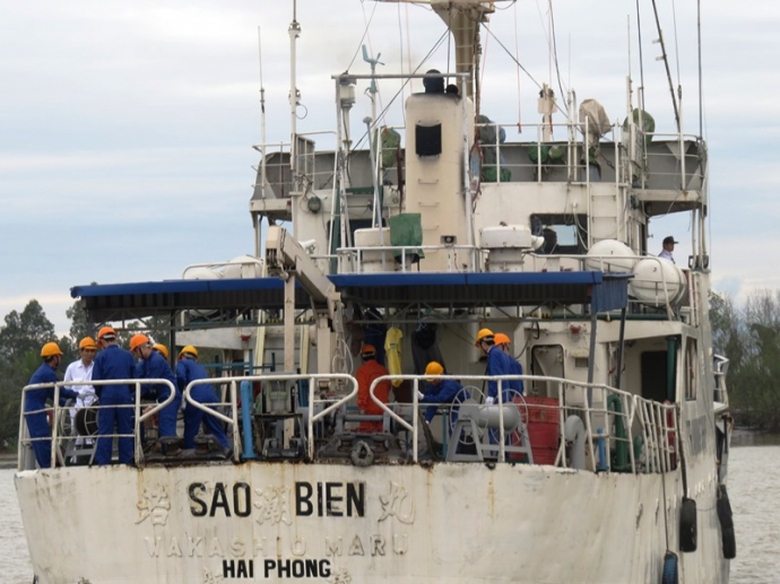 t&agrave;u sao biển 11