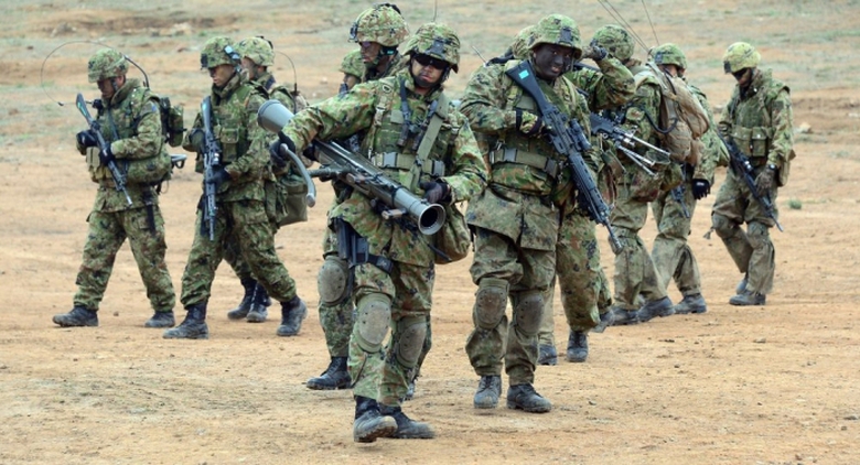 NHAT TUYEN BO TRIEN KHAI QUAN DOI