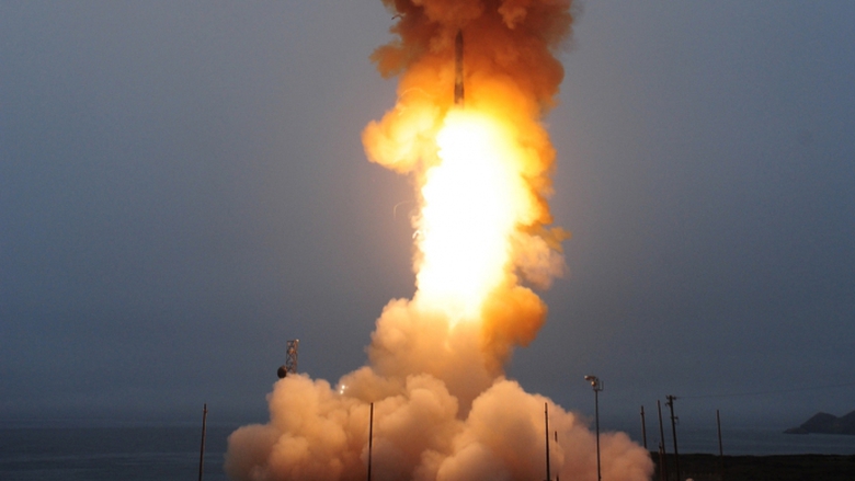 Mỹ ph&oacute;ng t&ecirc;n lửa Minuteman II