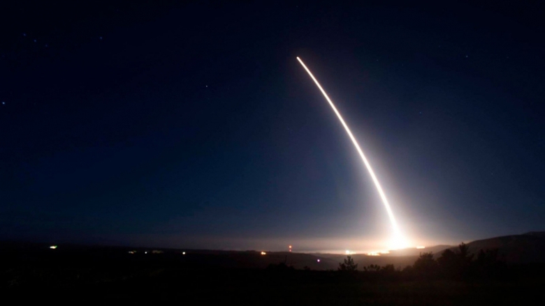 Mỹ ph&oacute;ng t&ecirc;n lửa Minuteman II 2