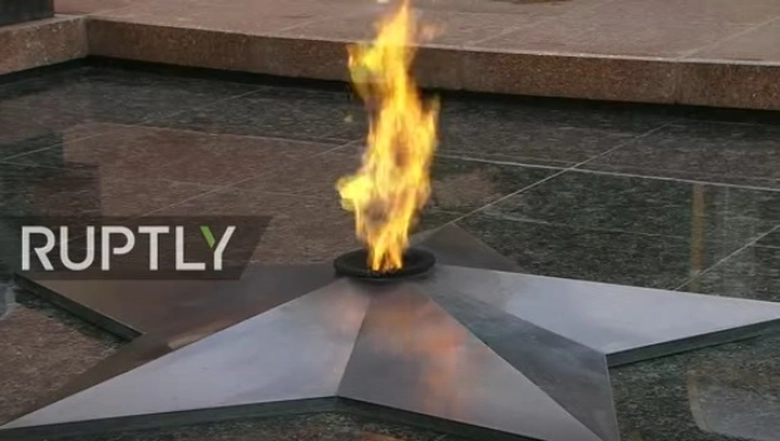 Ngọn lửa truyền thống đốt tr&ecirc;n Ng&ocirc;i sao ở Quảng Tr